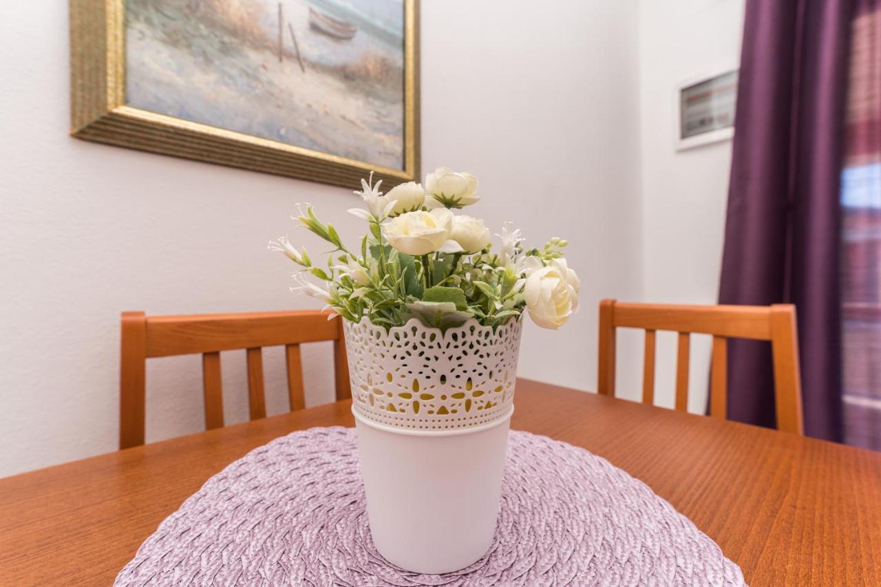 Apartmani Zarko Vir Exteriör bild