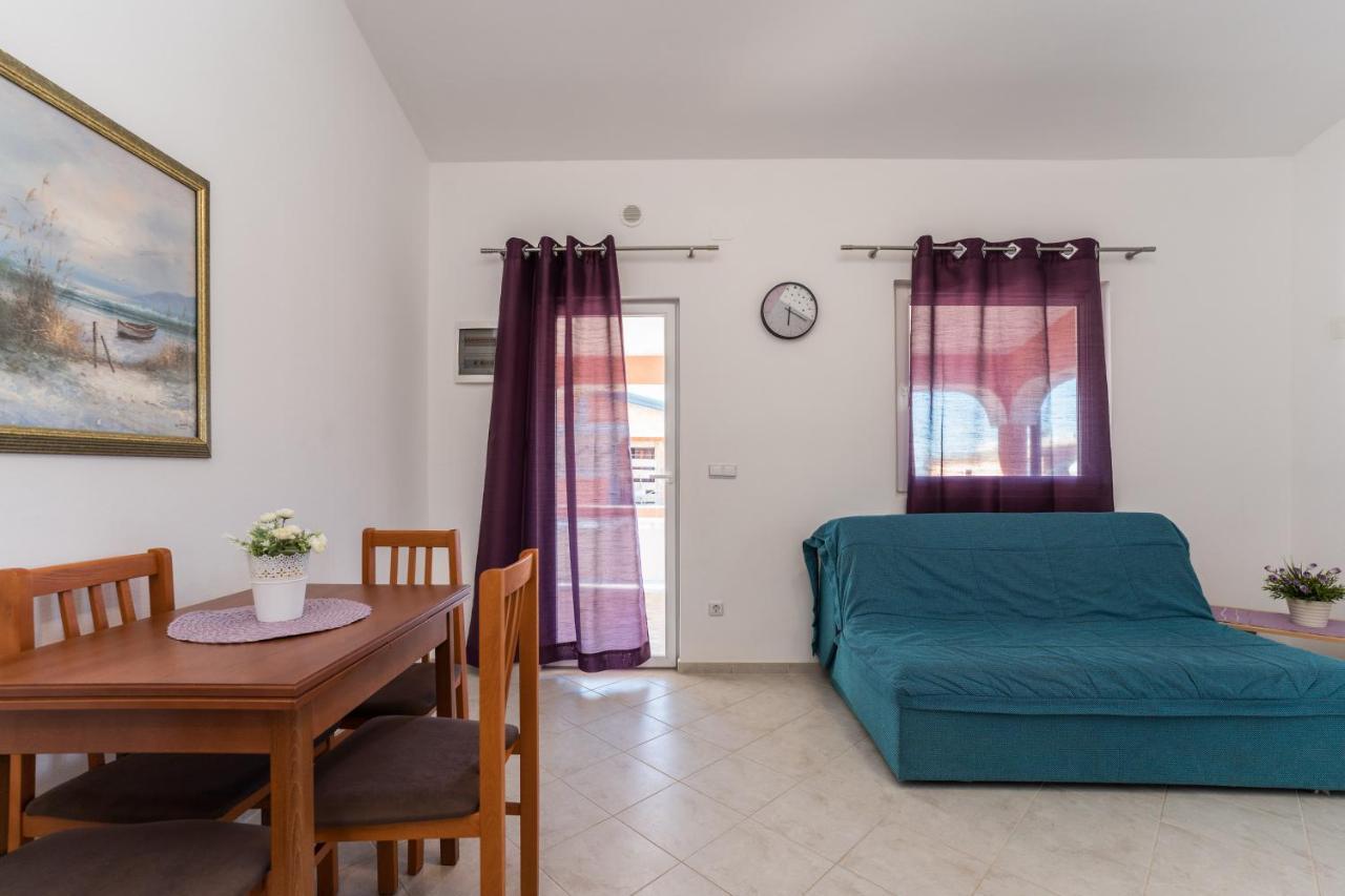 Apartmani Zarko Vir Exteriör bild